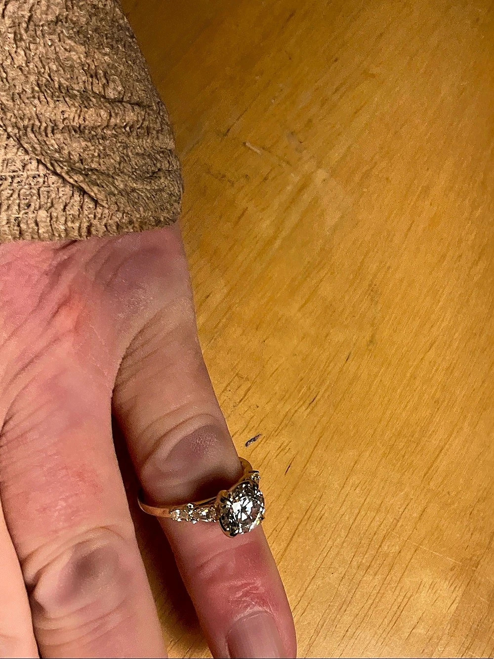Silver 3.43 gram cz ring size 6.5 and ring is sizable.
